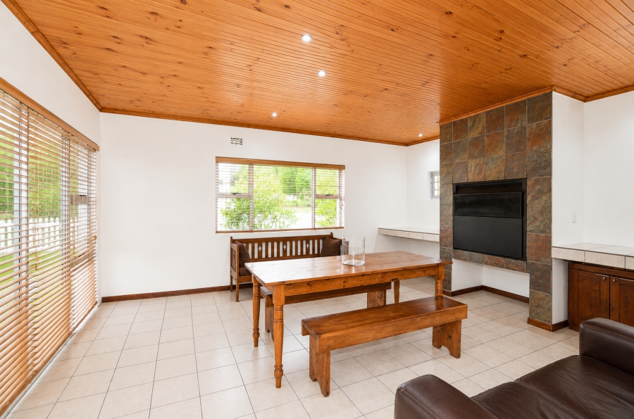 4 Bedroom Property for Sale in Yzerfontein Western Cape